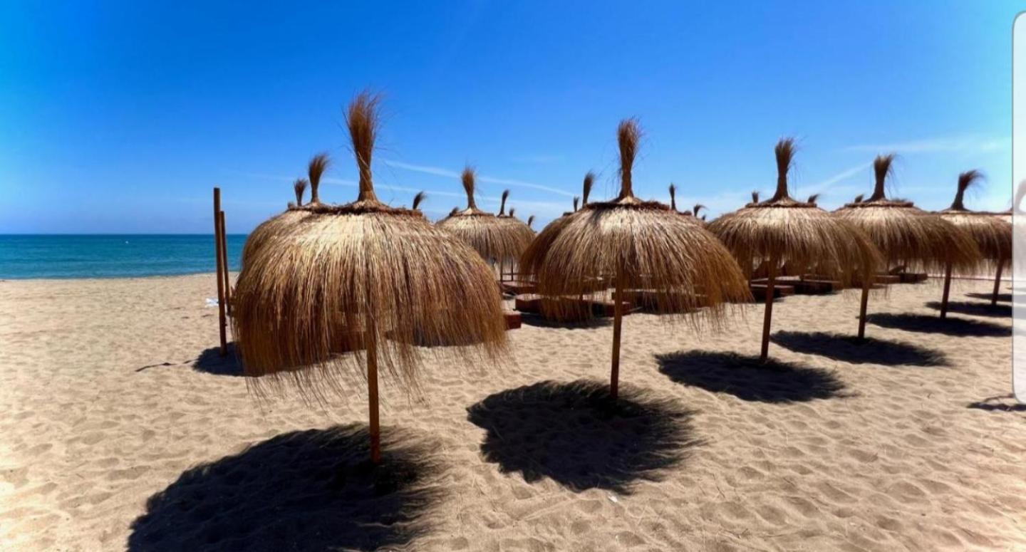 Los Boliches Playa ฟูเอนฮิโรลา ภายนอก รูปภาพ